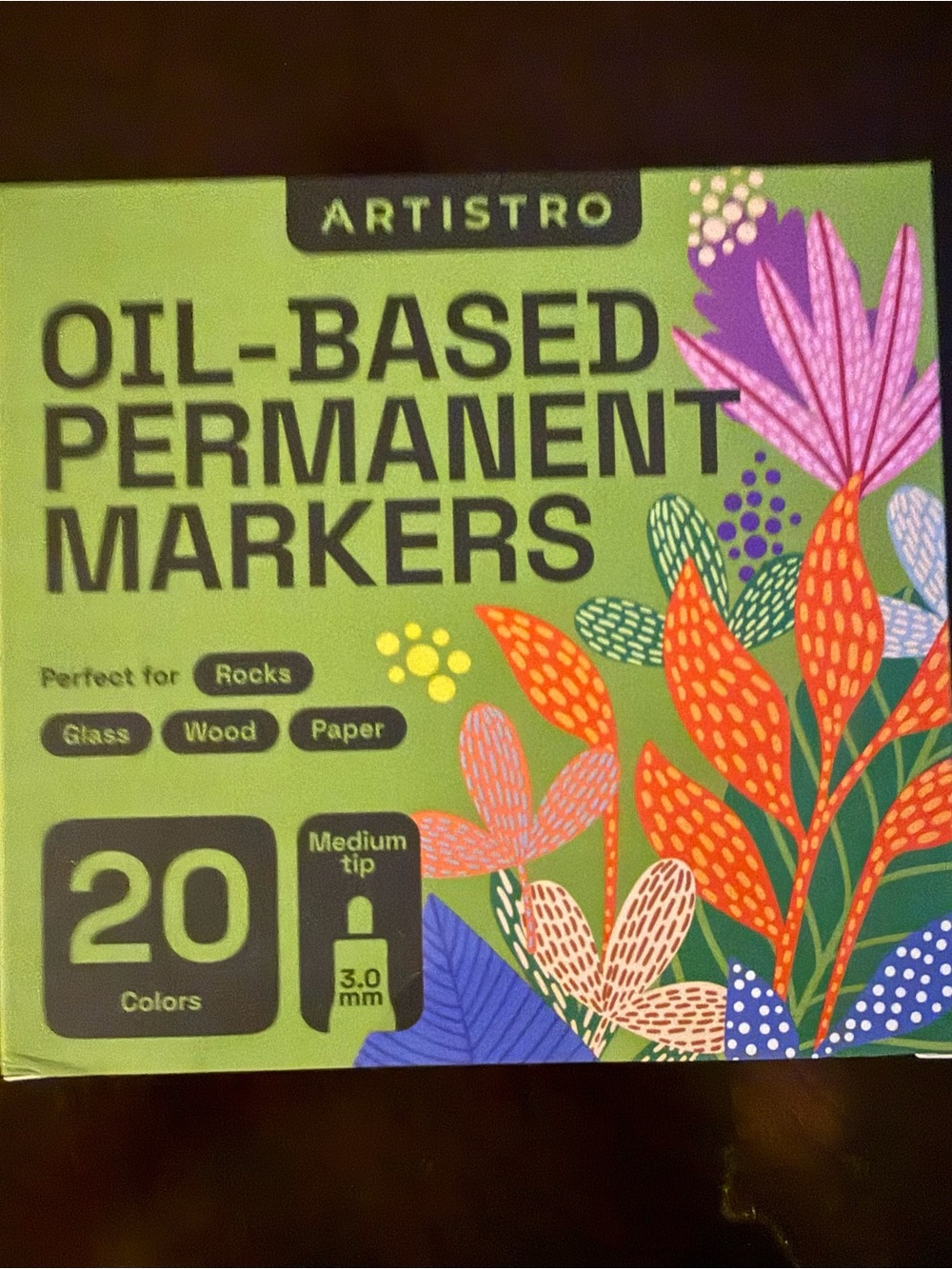 artis Oil-Based Permanent Markers — Green with Multicolor Accents